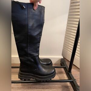 Faux leather black , size 38, knee high